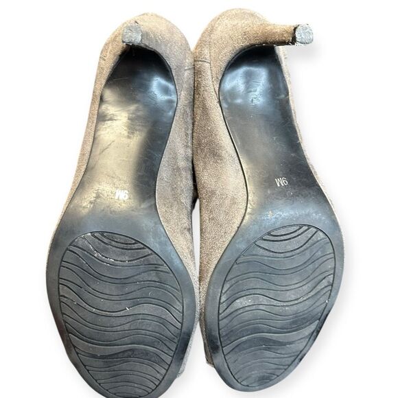 IMPO Women’s Gray Faux Suede Peep Toe Heeled Booties Size 9M - Picture 5 of 6